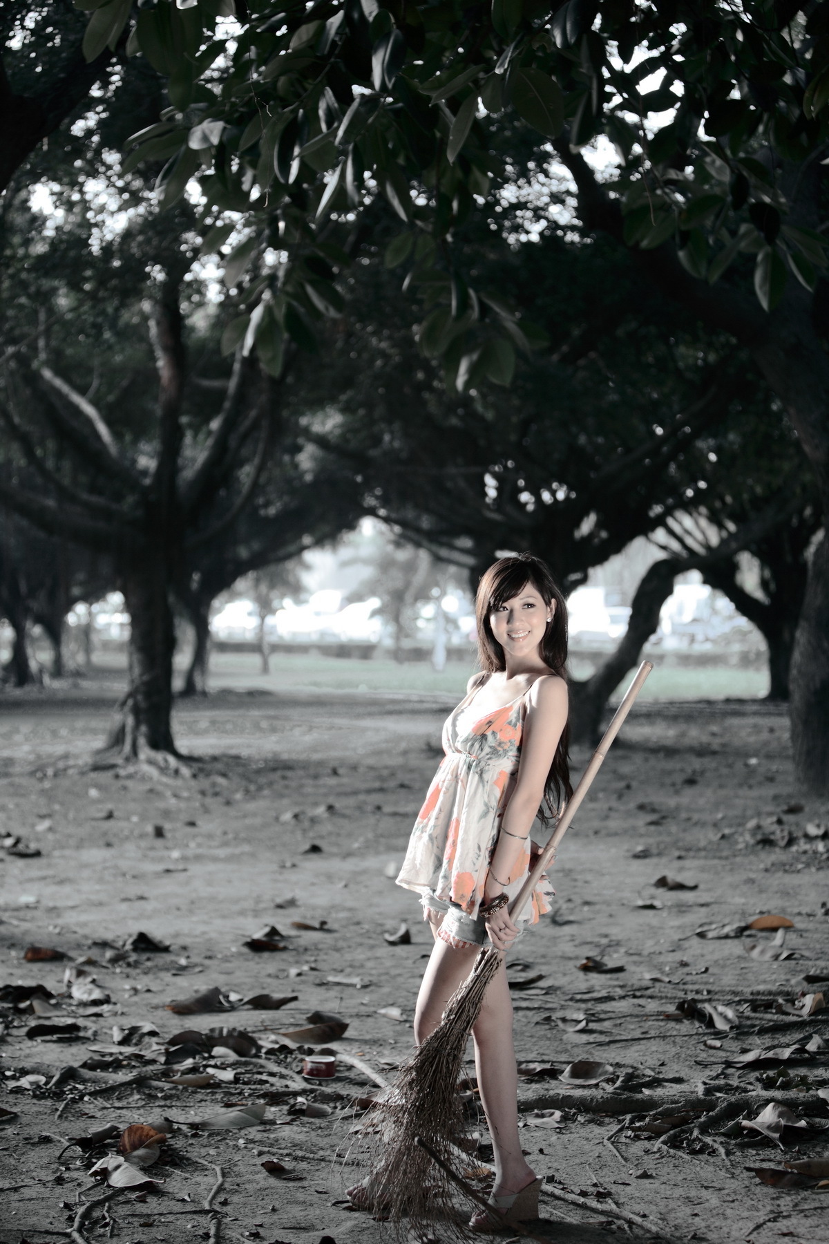 台湾国光帮帮忙助理主持美女 - 韋韋