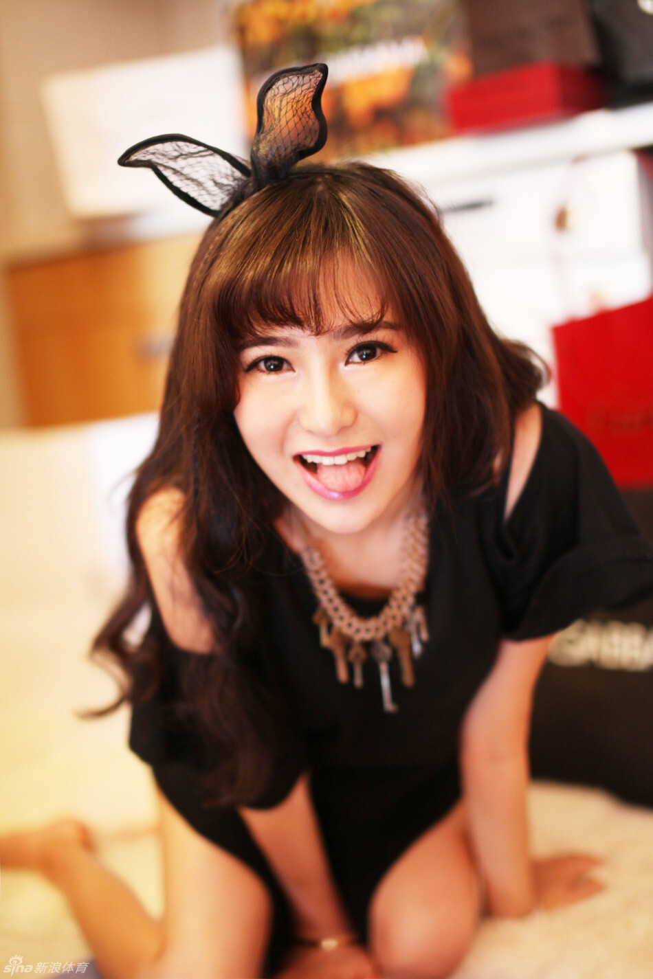 足球宝贝中俄混血尤物美女吴沐熙写真合集