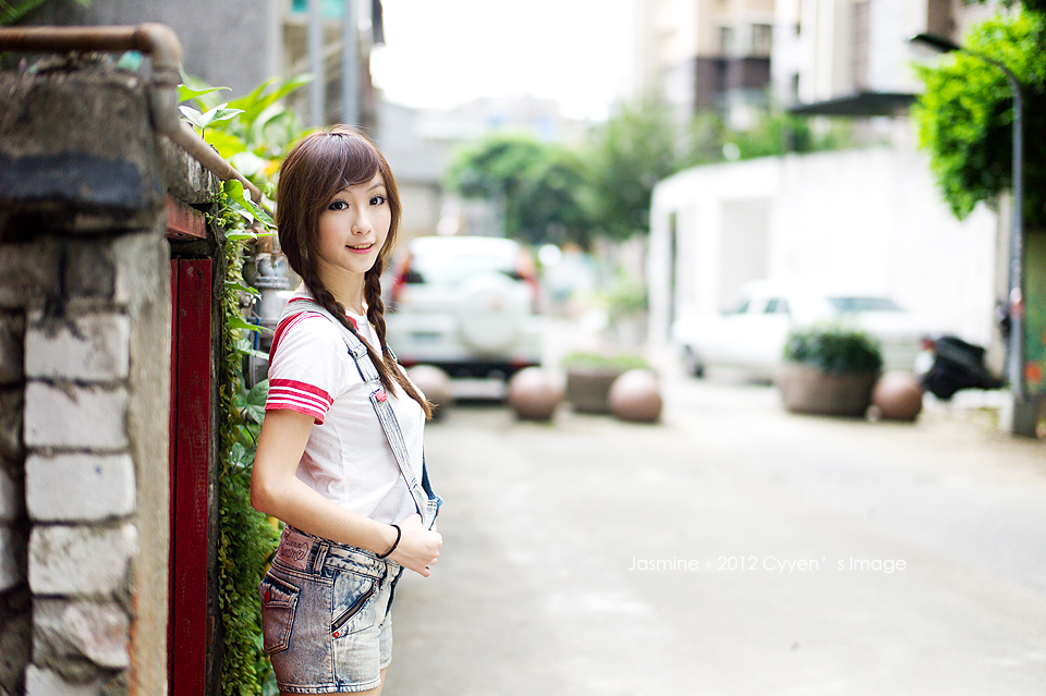 台湾助理主持 - 小茉莉