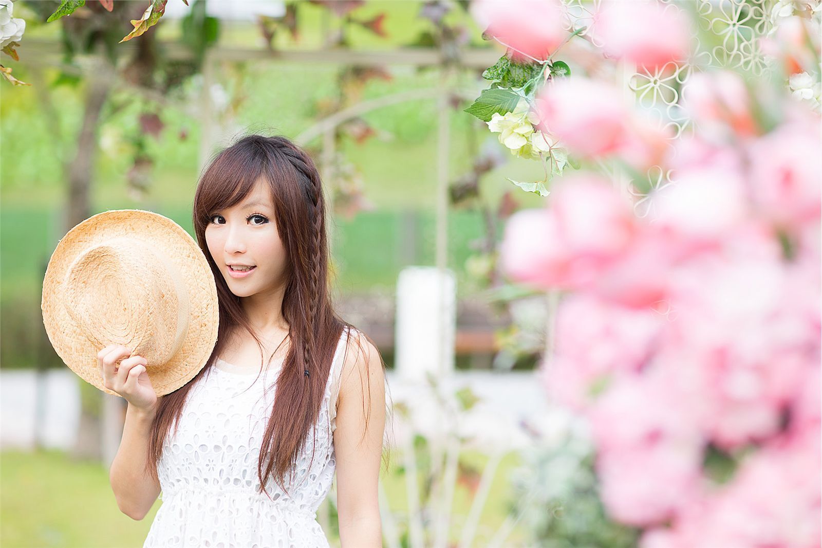 台湾助理主持 - 小茉莉