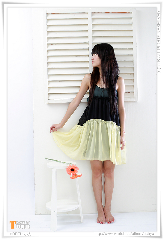 台湾清纯美女-小品棚拍