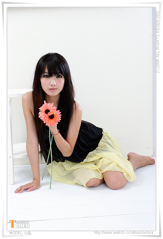 台湾清纯美女-小品棚拍