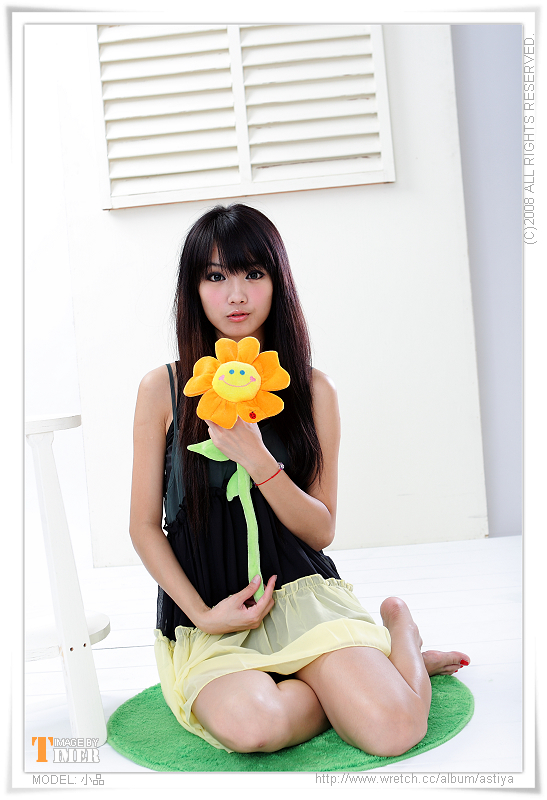 台湾清纯美女-小品棚拍