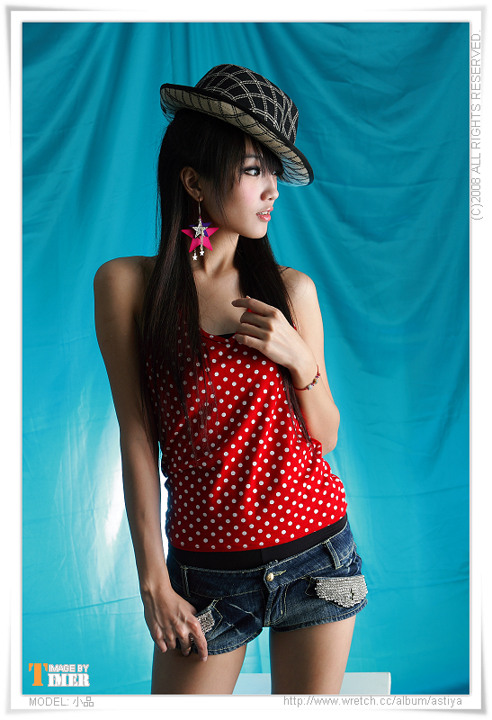 台湾清纯美女-小品棚拍