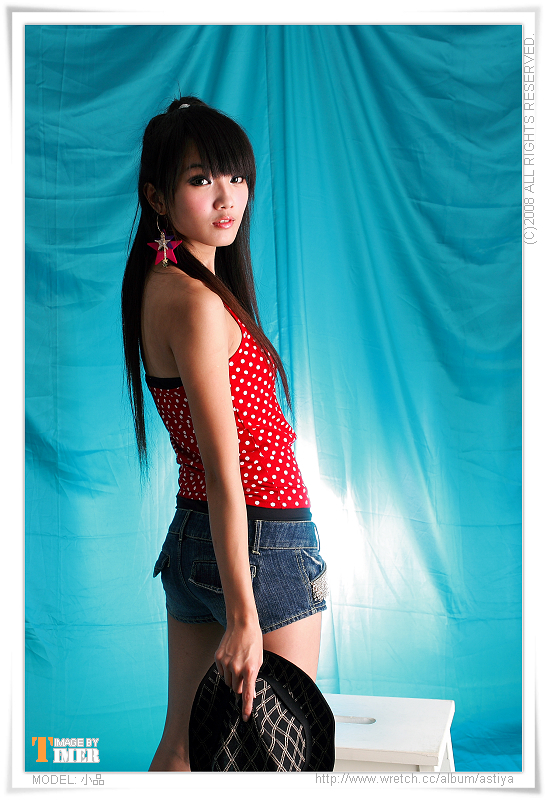 台湾清纯美女-小品棚拍