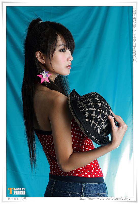 台湾清纯美女-小品棚拍