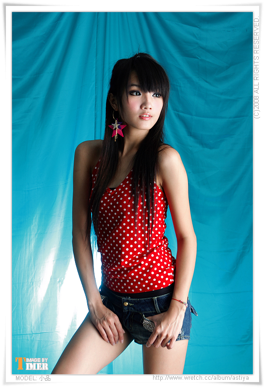 台湾清纯美女-小品棚拍