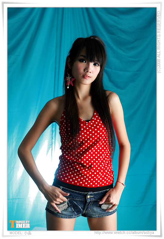 台湾清纯美女-小品棚拍