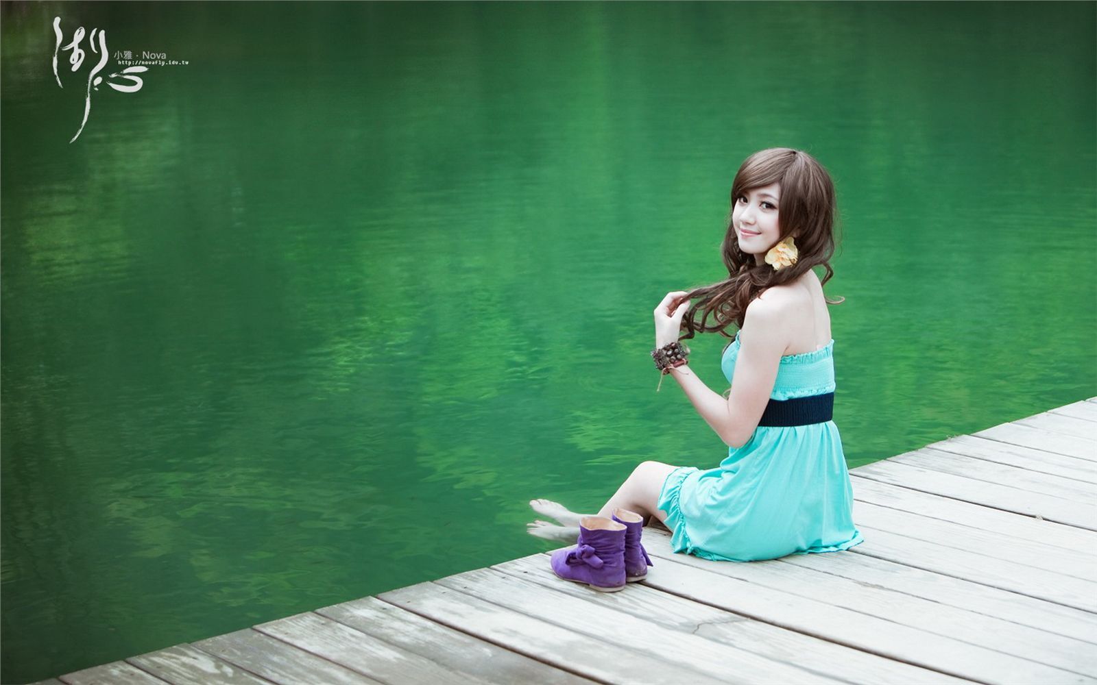 《湖心》台湾美女模特小雅外拍