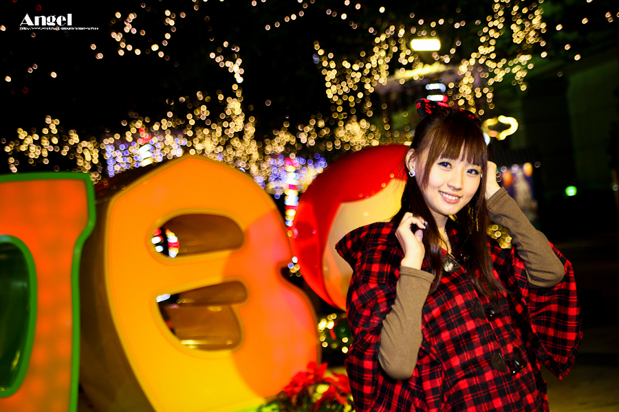 台湾外拍美眉--希希