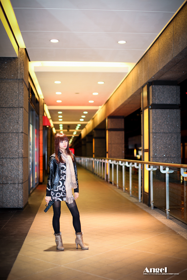 台湾外拍美眉--希希