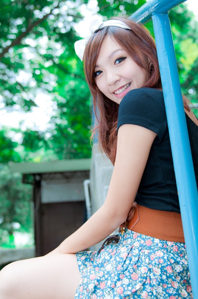 台湾外拍美眉--筱涵