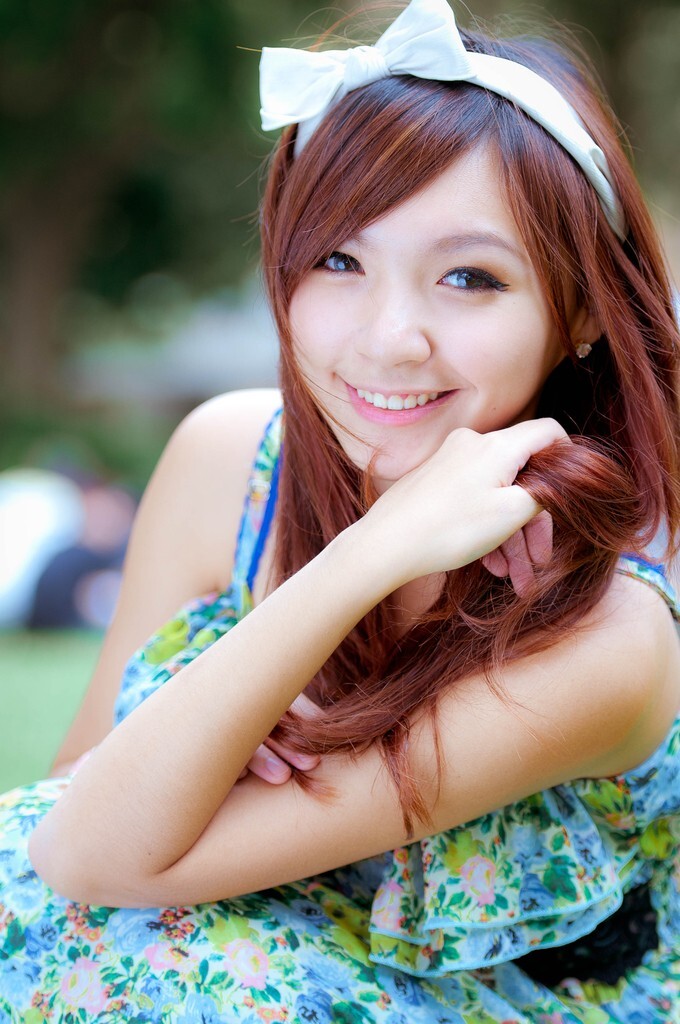 台湾外拍美眉--筱涵