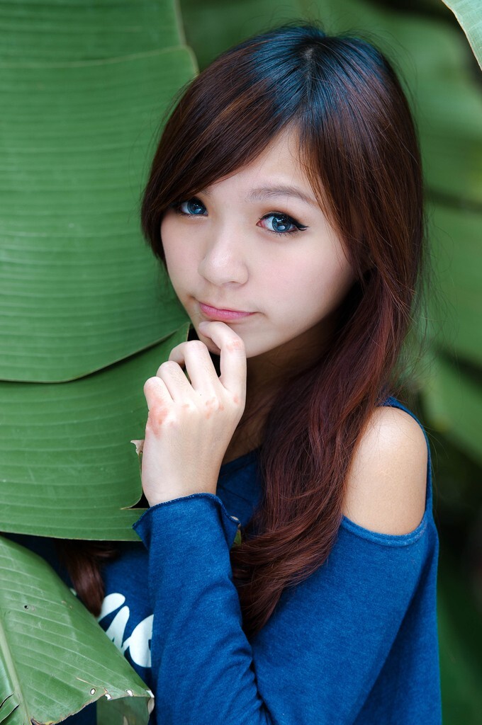 台湾外拍美眉--筱涵