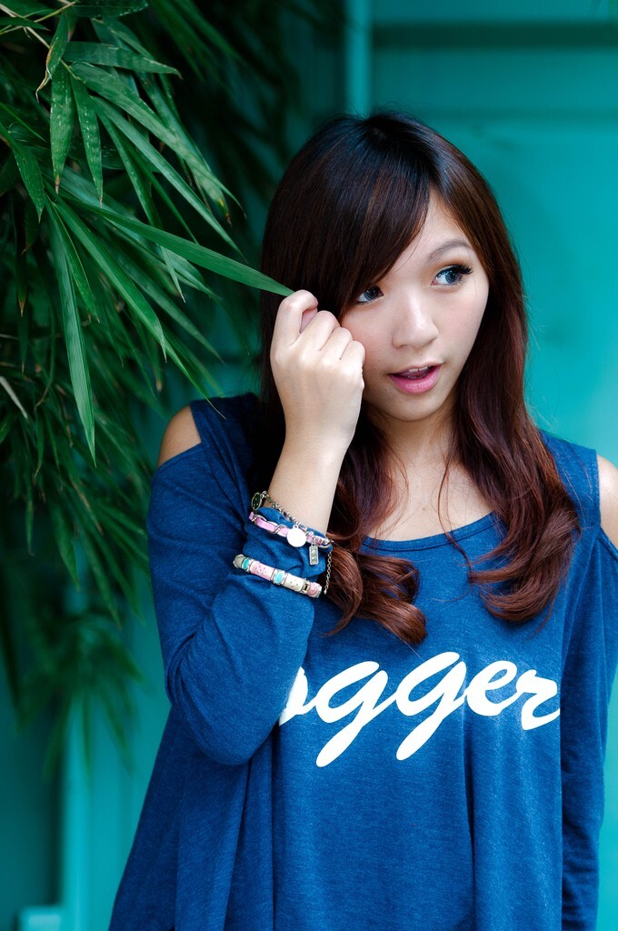 台湾外拍美眉--筱涵