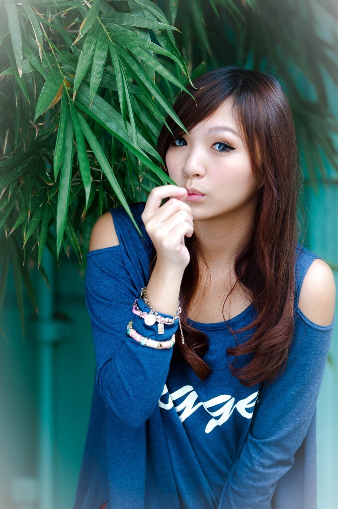 台湾外拍美眉--筱涵