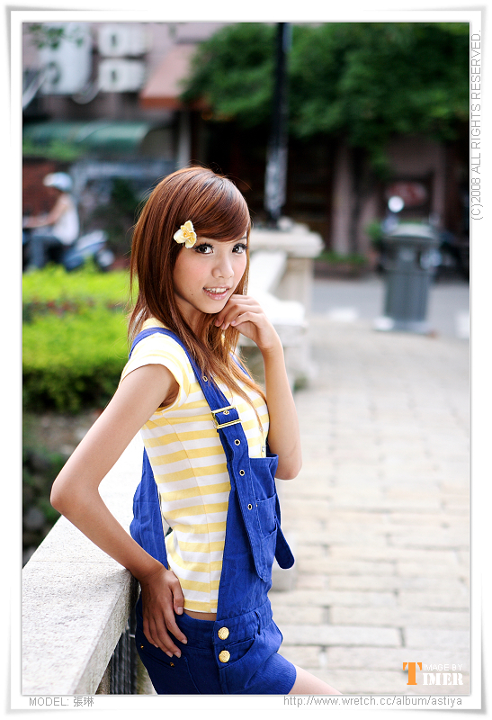 台湾清纯美女-張琳@新竹東門城外拍