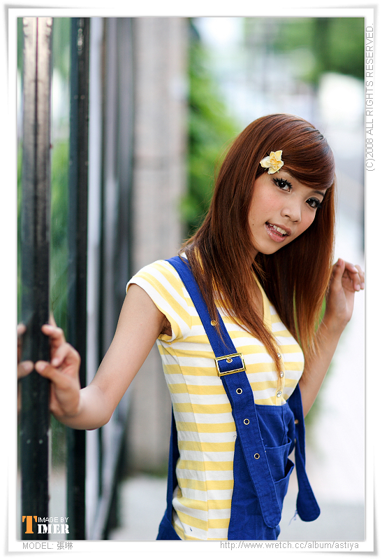 台湾清纯美女-張琳@新竹東門城外拍