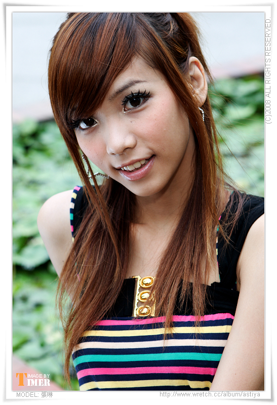 台湾清纯美女-張琳@新竹東門城外拍