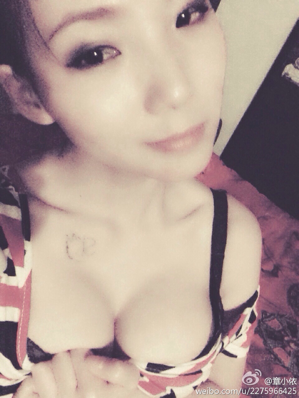 大胸情趣店主 - 章小依，小伙伴们快来啊