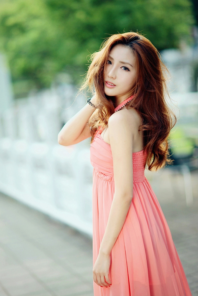 粉嫩性感妹子 - 赵芸