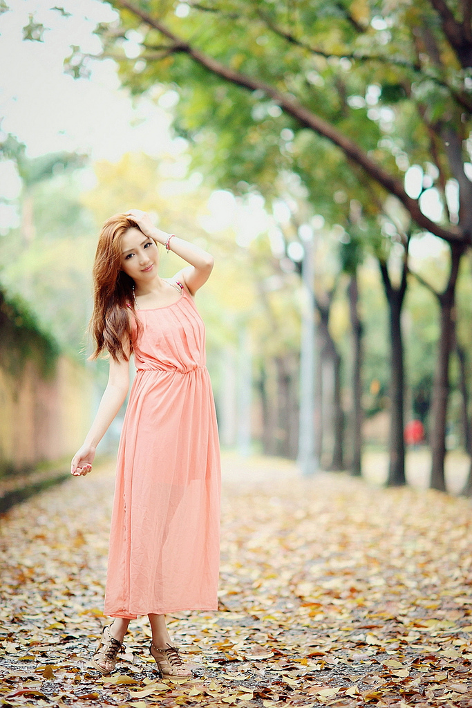 粉嫩性感妹子 - 赵芸