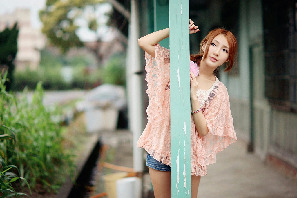 粉嫩性感妹子 - 赵芸