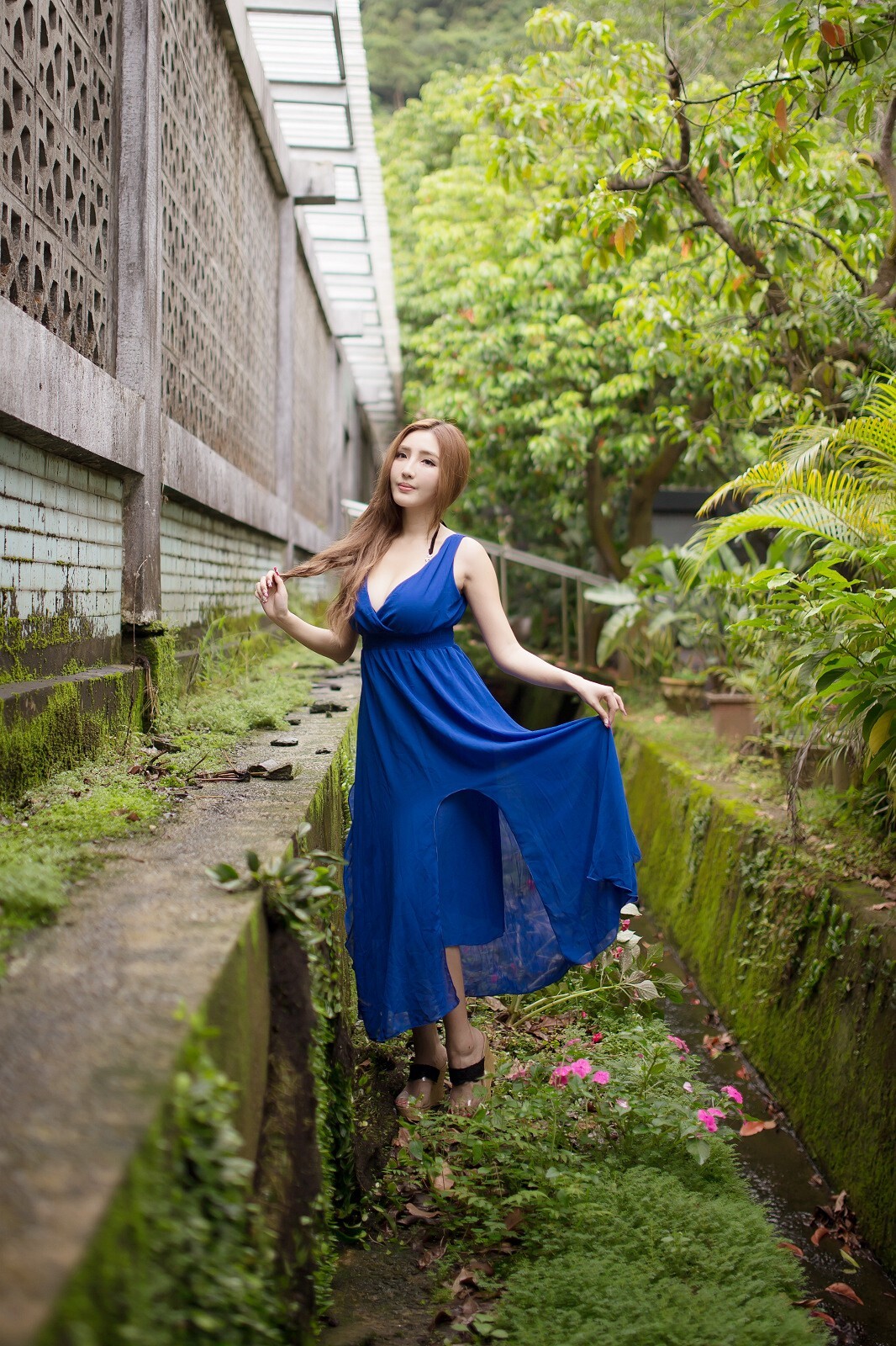 台湾E奶爆乳书法家赵芸写真图集 2