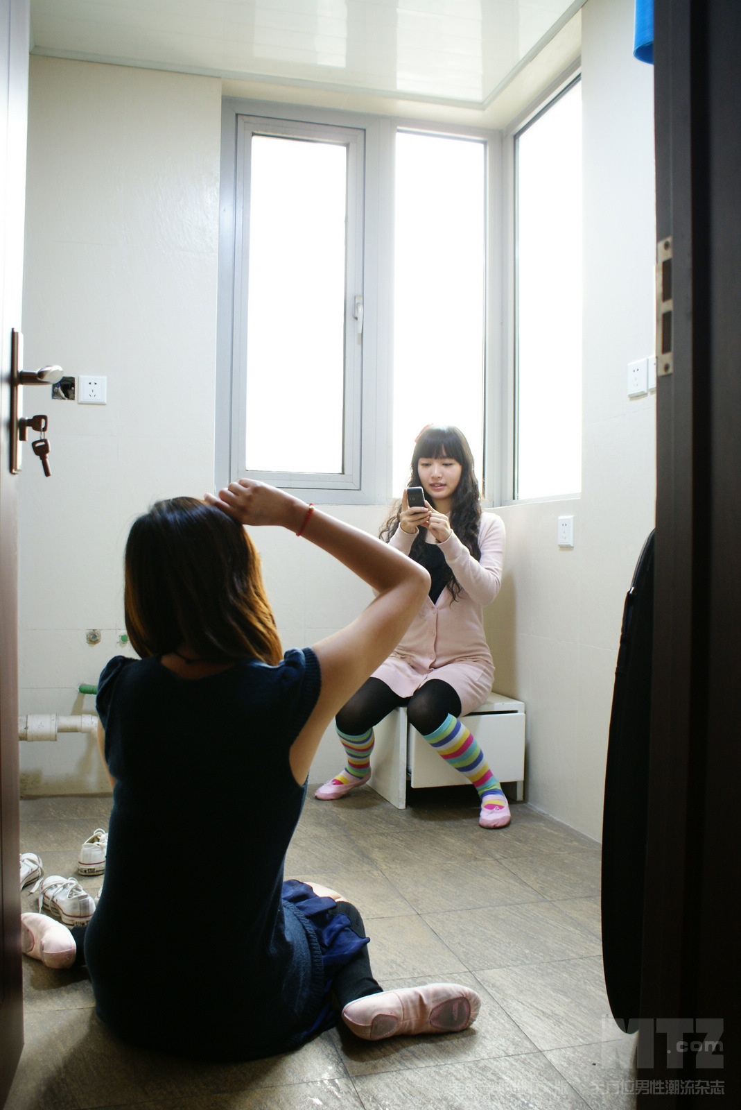 美腿志 第二套07辑-婷婷-莎莎