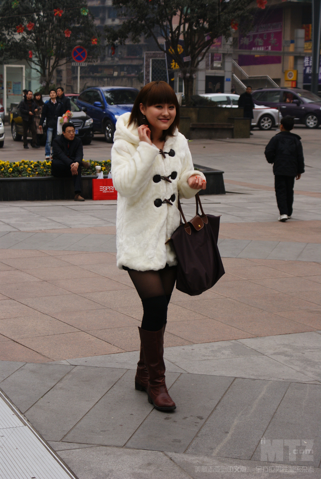 美腿志 第二套07辑-日本学生妹妍希