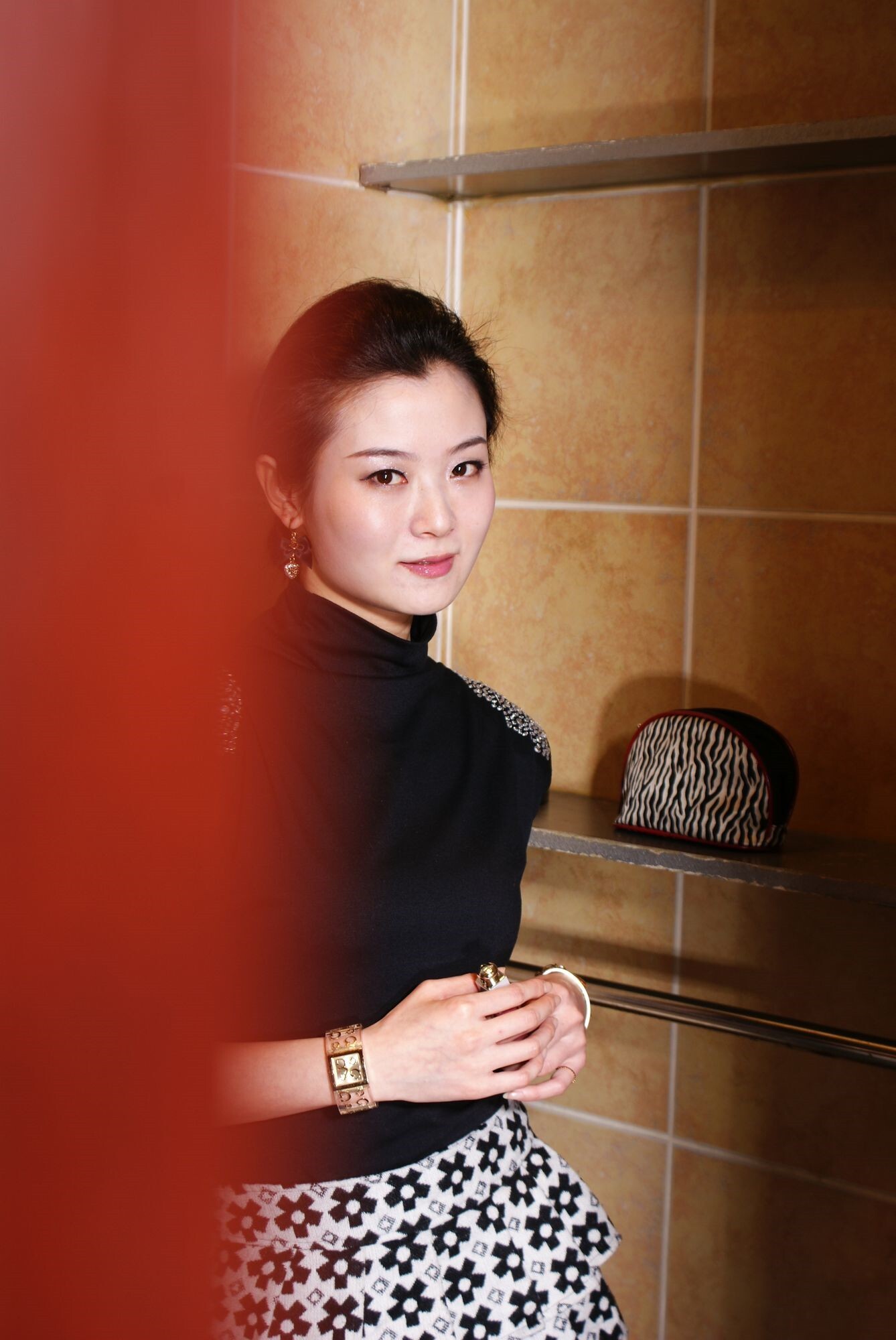 MTZ·美腿志 09辑：黑丝玉足OL媛媛