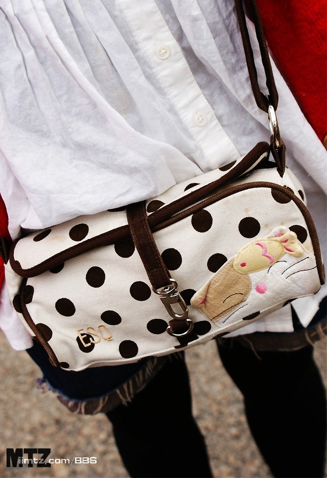 MTZ·美腿志 13辑：大学校场运动美女 1