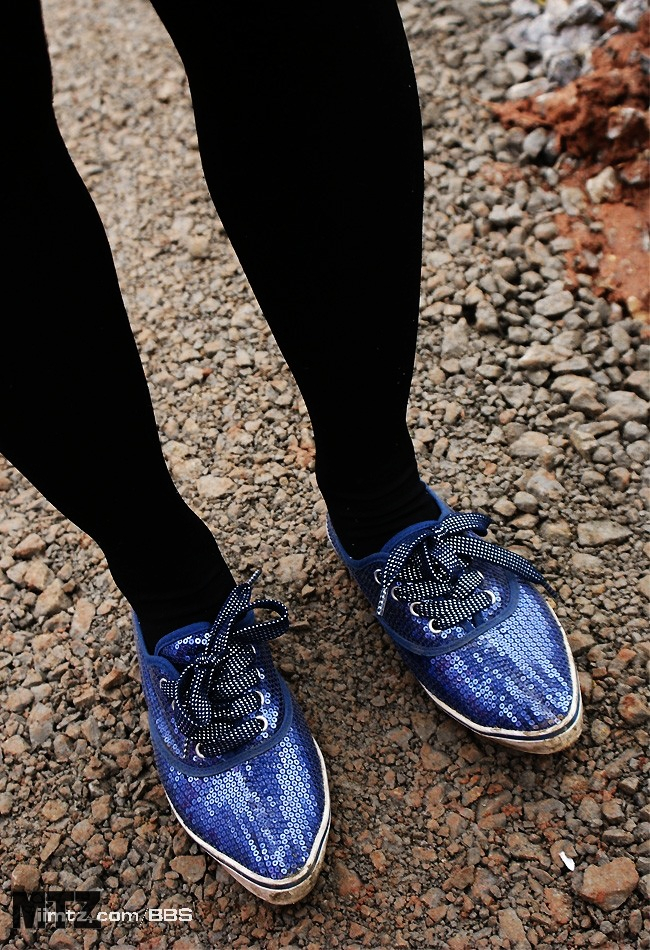 MTZ·美腿志 13辑：大学校场运动美女 1