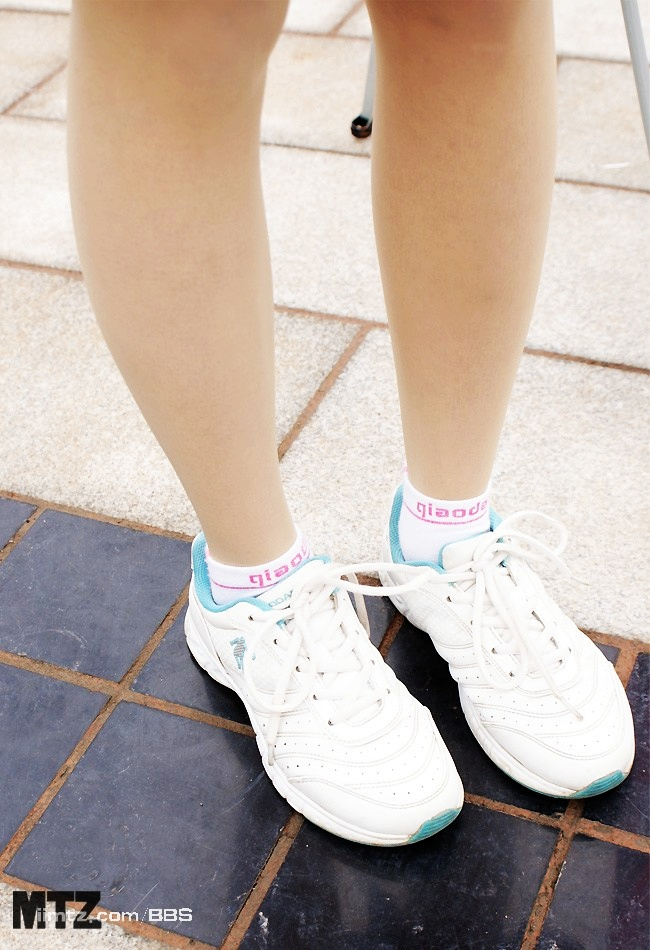 MTZ·美腿志 13辑：大学校场运动美女 1