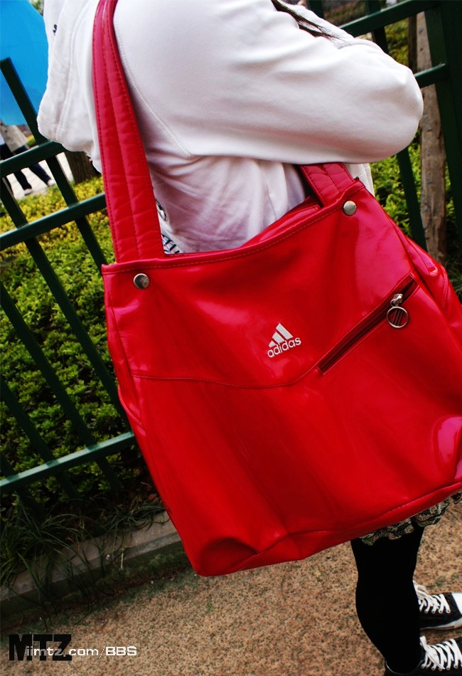 MTZ·美腿志 13辑：大学校场运动美女 1