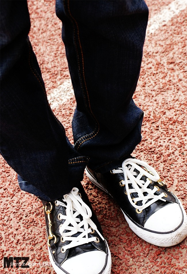 MTZ·美腿志 13辑：大学校场运动美女 1