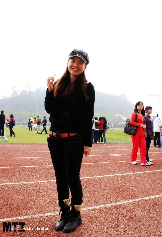 MTZ·美腿志 13辑：大学校场运动美女 1