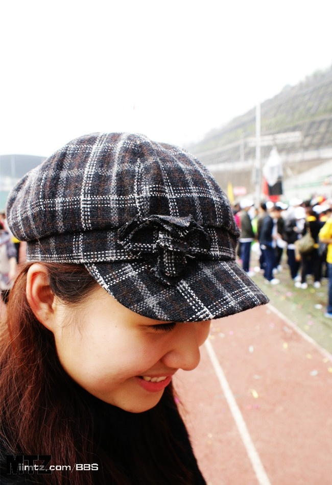 MTZ·美腿志 13辑：大学校场运动美女 1