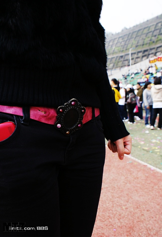 MTZ·美腿志 13辑：大学校场运动美女 1