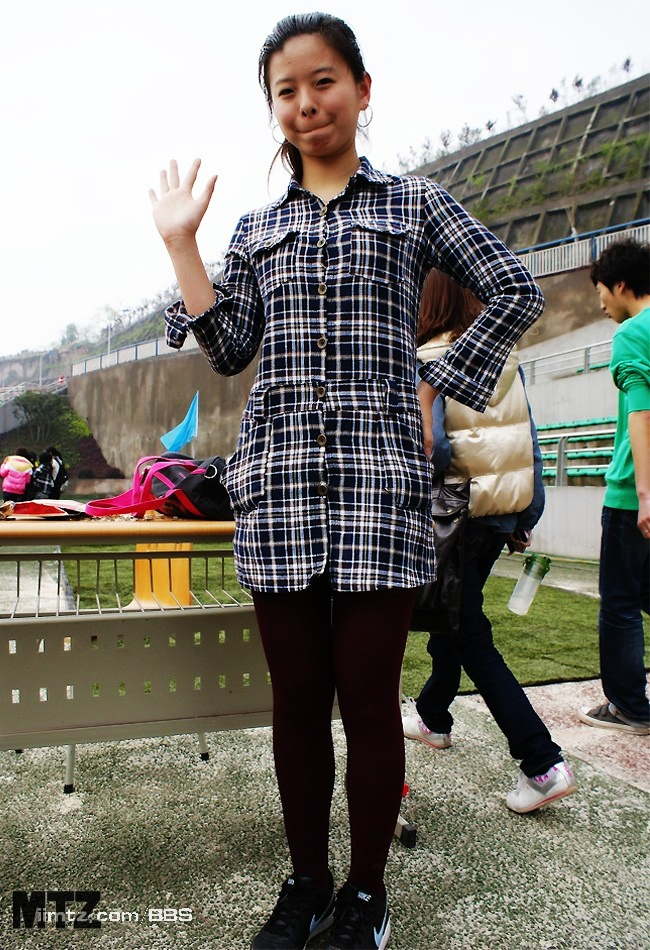 MTZ·美腿志 13辑：大学校场运动美女 1