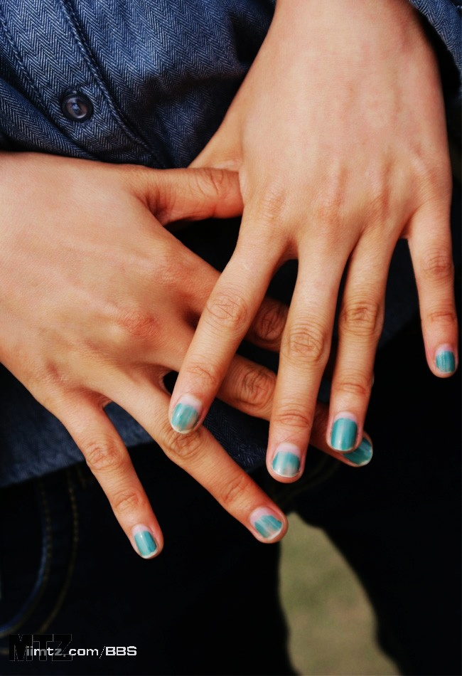 MTZ·美腿志 13辑：大学校场运动美女 1