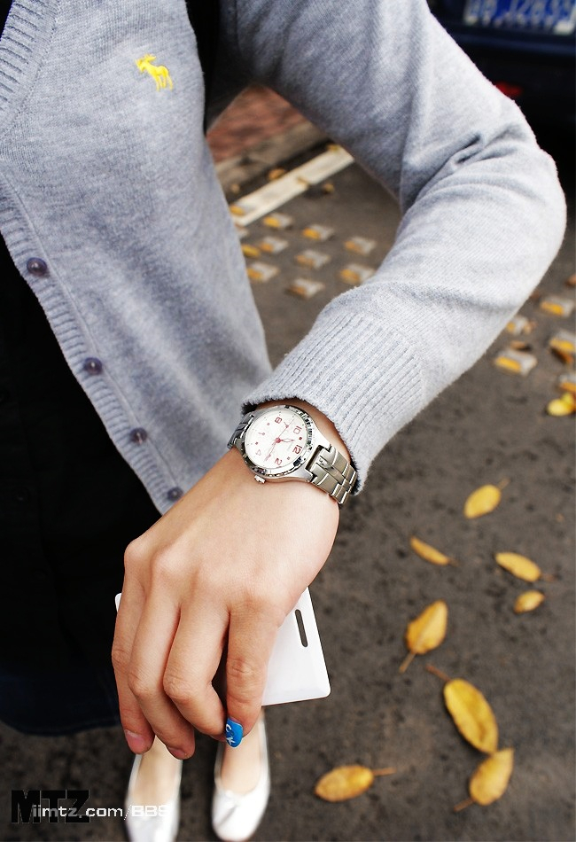 MTZ·美腿志 13辑：大学校场运动美女 1