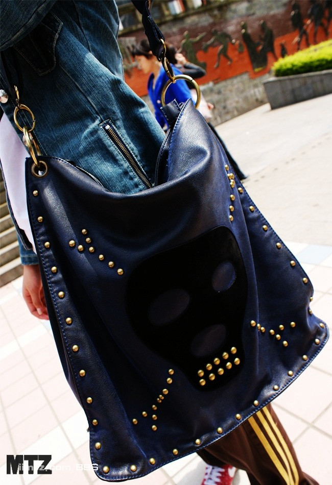 MTZ·美腿志 13辑：大学校场运动美女 2