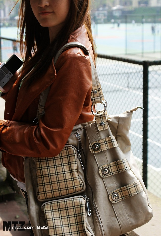 MTZ·美腿志 13辑：大学校场运动美女 2