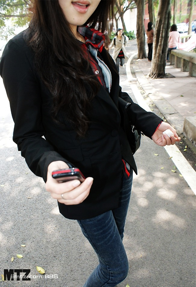 MTZ·美腿志 13辑：大学校场运动美女 2