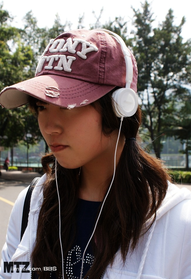 MTZ·美腿志 13辑：大学校场运动美女 2