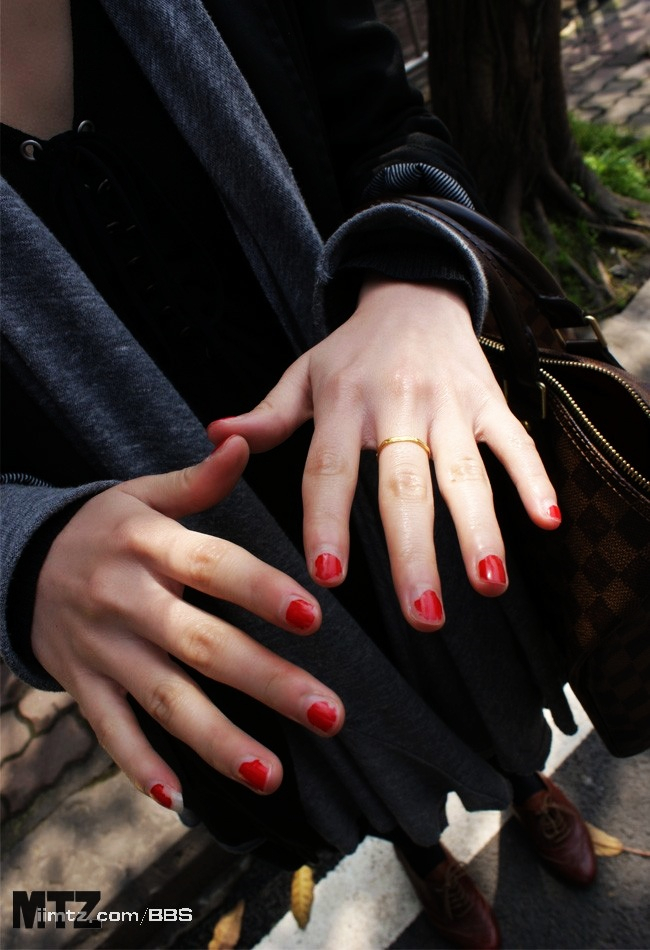 MTZ·美腿志 13辑：大学校场运动美女 2