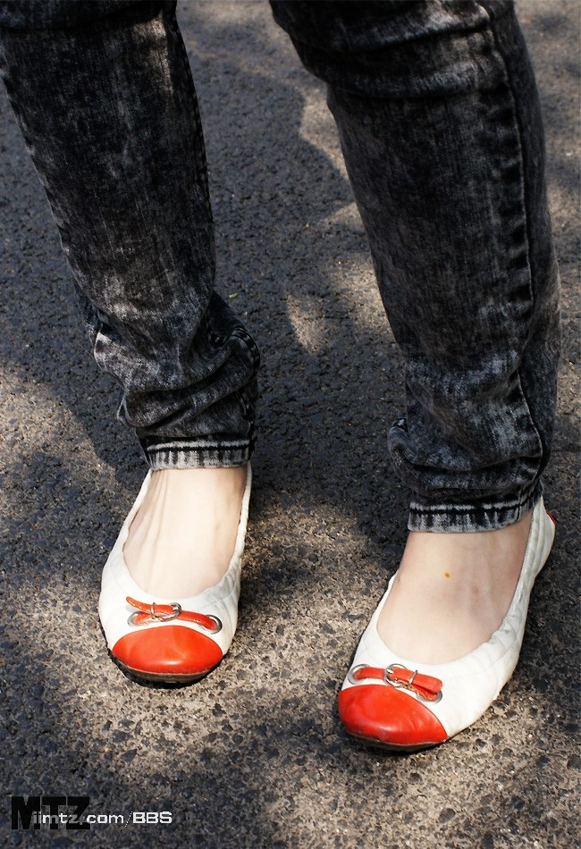 MTZ·美腿志 13辑：大学校场运动美女 2