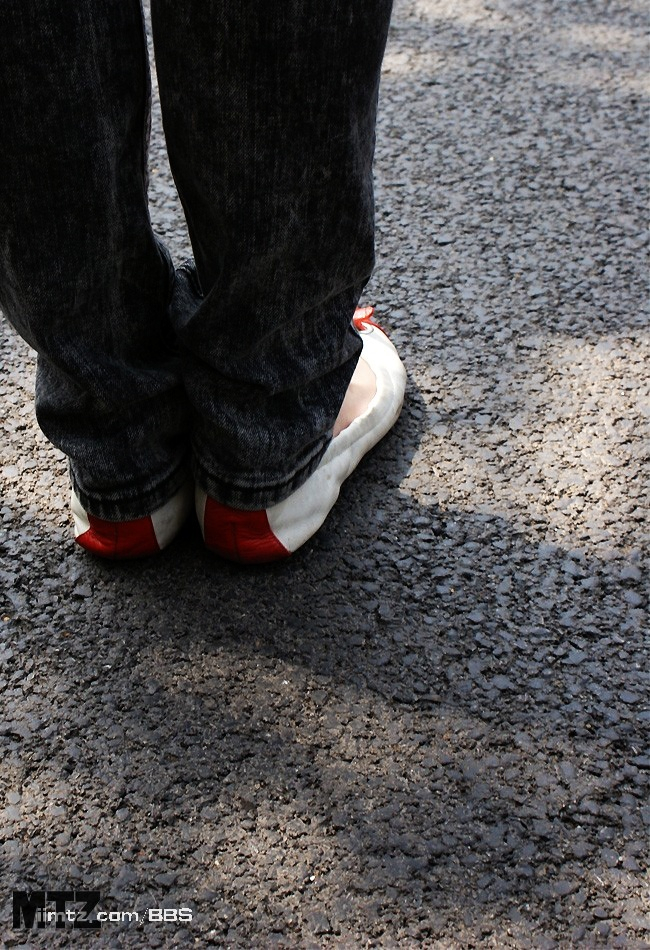 MTZ·美腿志 13辑：大学校场运动美女 2