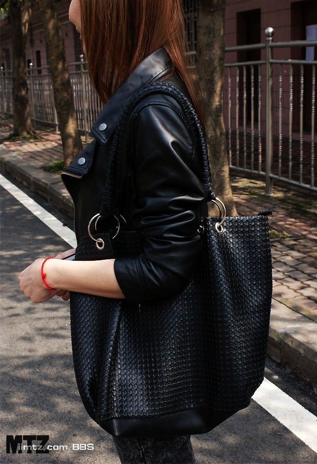 MTZ·美腿志 13辑：大学校场运动美女 2